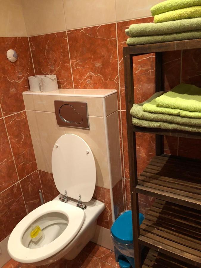 Nina Apartment Wiener Neustadt Dış mekan fotoğraf